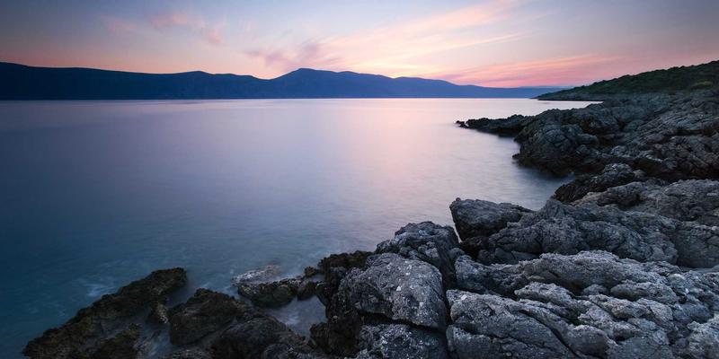 东营云阳:工业化学品与原料的卓越供应商,赋能现代产业升级