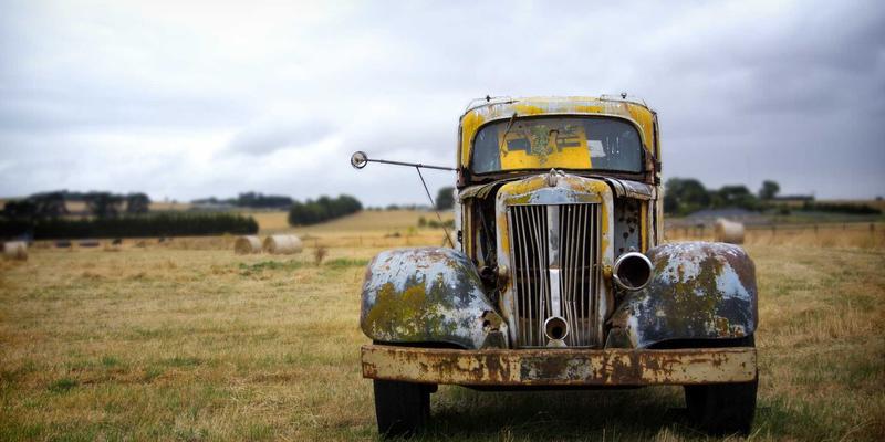 工业化学品与新能源电池材料：东营云阳等工业原料供应商的关键角色与发展趋势