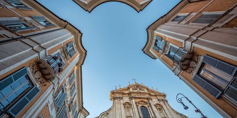 筑牢安全防线：工业化学品与化工产品仓储物流的智能监控新范式